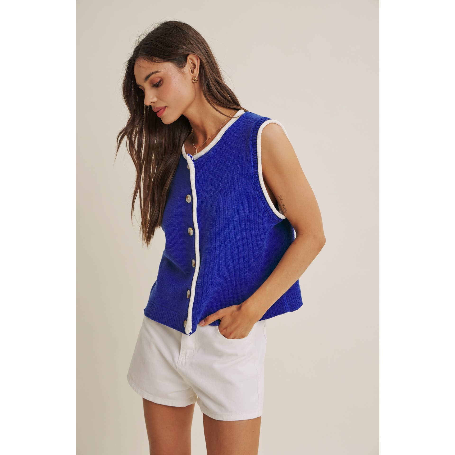 CONTEMPORARY COLOR POP BUTTON-DOWN SWEATER KNIT VEST: ROYAL BLUE / S | Stella & Grace Boutique .