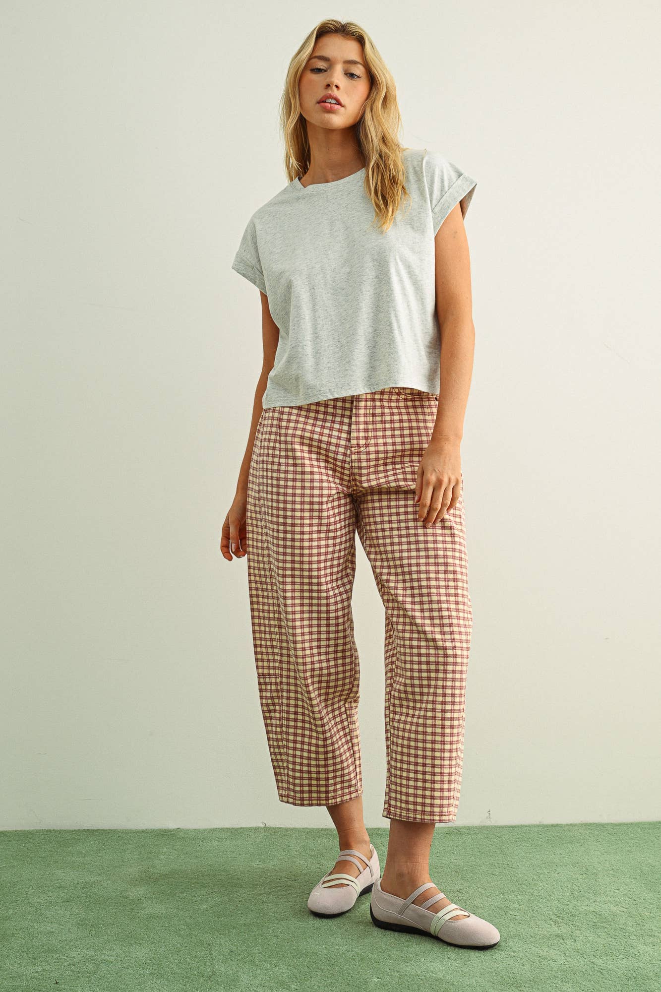 Heather Gray Round Neck Cuffed Sleeve Top